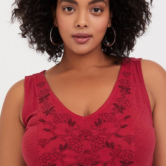 Torrid Red Embroidered V-Neck Tank - Picture 2 of 9